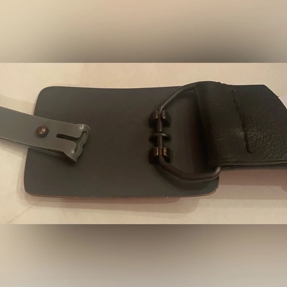 Sun + Stone Men's‎ Medium 34-36 Plaque Buckle Belt Black NWT